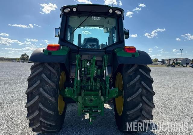 Image of John Deere 6110M equipment image 4