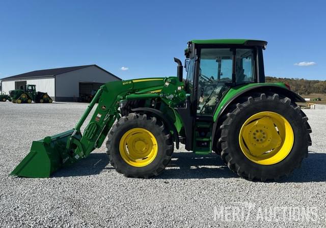 Image of John Deere 6110M equipment image 1