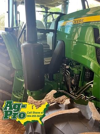 Image of John Deere 6120E equipment image 4