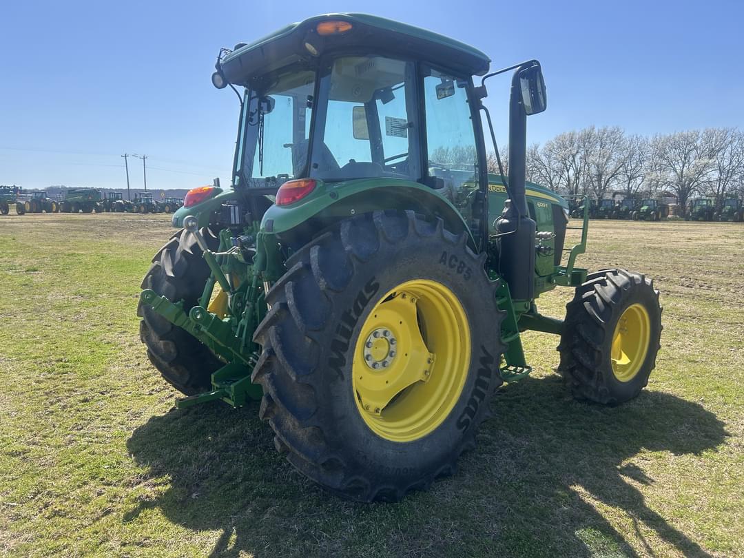 Image of John Deere 6120E Image 1