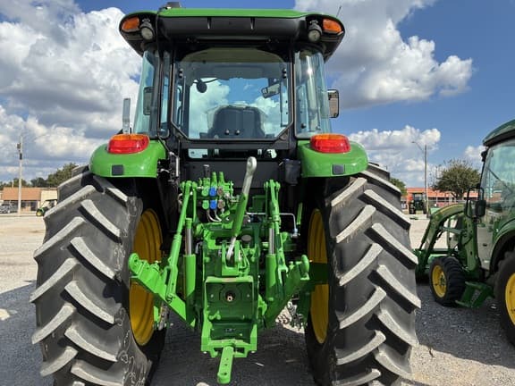 Image of John Deere 6120E equipment image 2