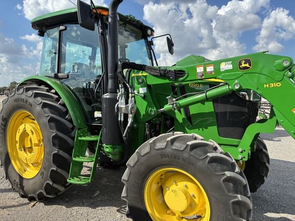 Image of John Deere 6120E equipment image 3