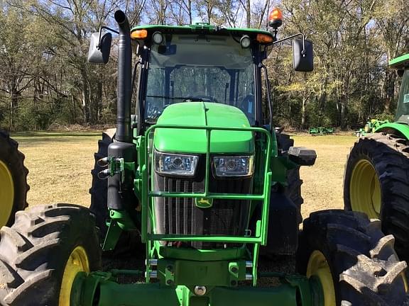 Image of John Deere 6120E equipment image 1