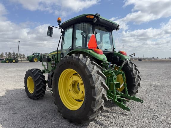 Image of John Deere 6120E equipment image 2