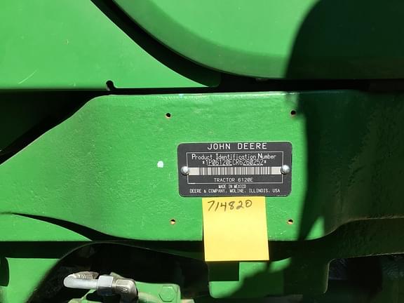 Image of John Deere 6120E equipment image 1