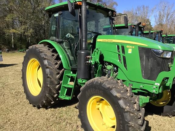 Image of John Deere 6120E equipment image 1