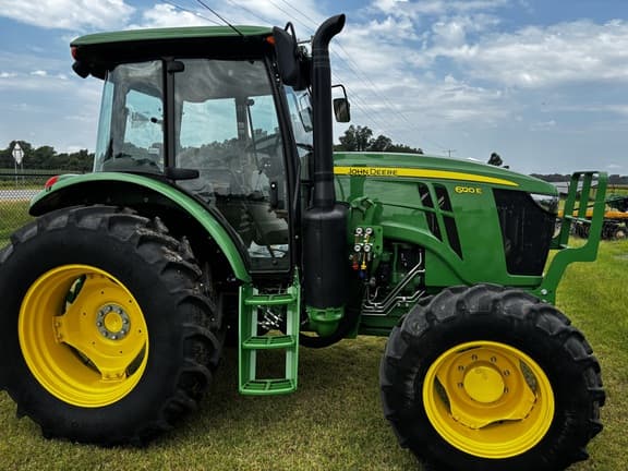 Image of John Deere 6120E Primary image