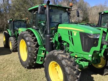 Main image John Deere 6120E