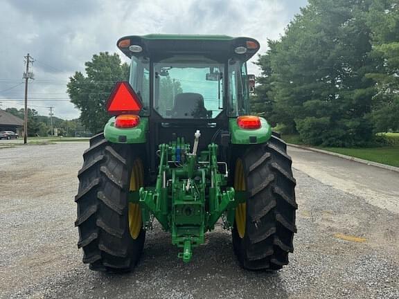 Image of John Deere 6120E equipment image 1