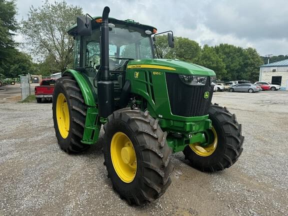 Image of John Deere 6120E equipment image 2