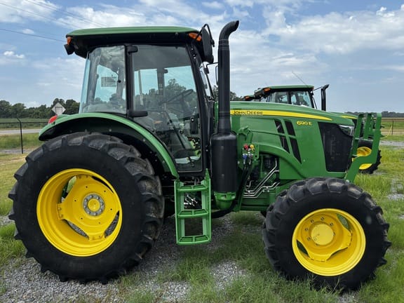 2024 John Deere 6120E Equipment Image0