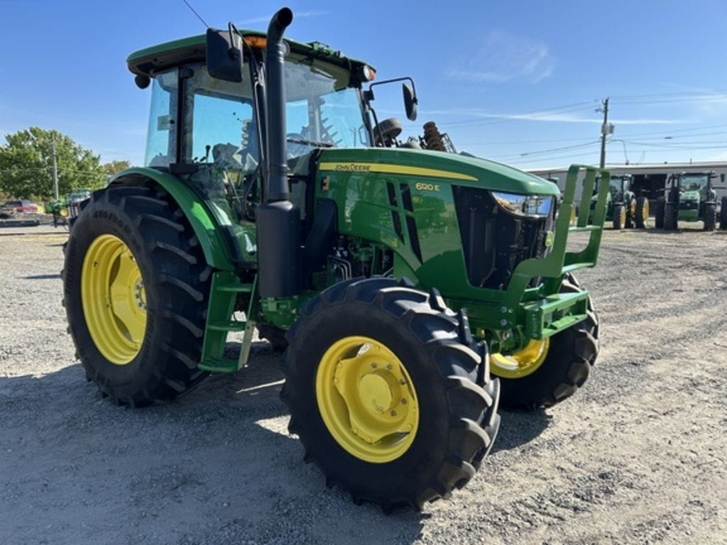 2024 John Deere 6120E Image