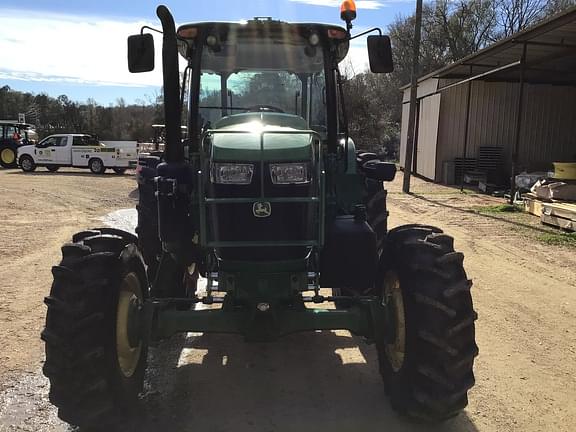 Image of John Deere 6120E equipment image 1