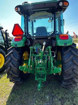 Image of John Deere 6120E equipment image 3