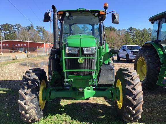 Image of John Deere 6120E equipment image 3