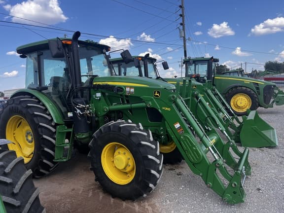 Image of John Deere 6120E equipment image 1