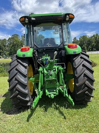 Image of John Deere 6120E equipment image 2