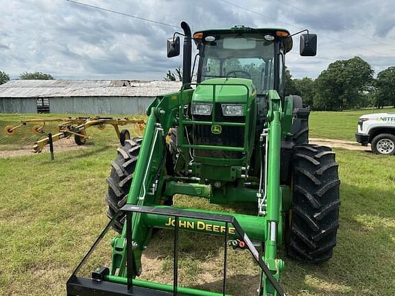 Image of John Deere 6120E equipment image 2