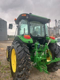 Image of John Deere 6120E equipment image 4