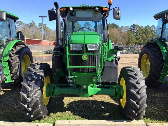 Image of John Deere 6120E equipment image 2