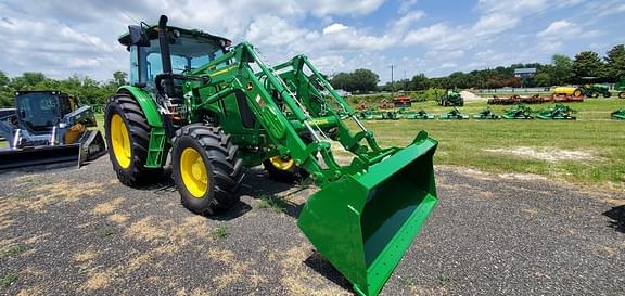 Image of John Deere 6120E equipment image 2