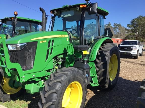 Image of John Deere 6120E Image 0