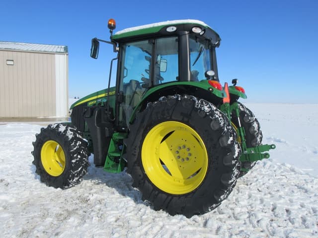 Image of John Deere 6120M equipment image 4
