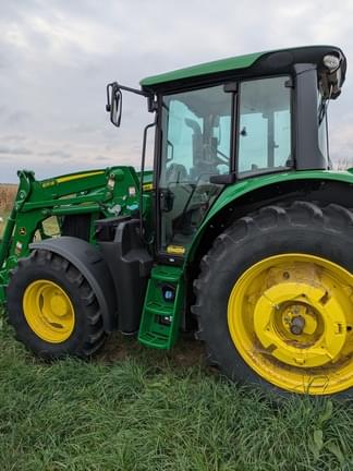 Image of John Deere 6120M equipment image 2