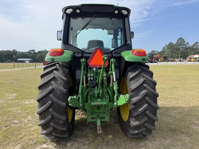 Image of John Deere 6120M equipment image 3