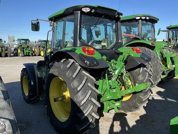 Image of John Deere 6120M equipment image 4