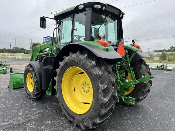 Image of John Deere 6120M equipment image 2