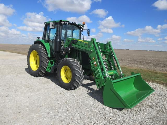 Image of John Deere 6120M equipment image 2