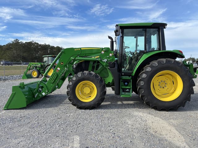 Image of John Deere 6120M equipment image 1