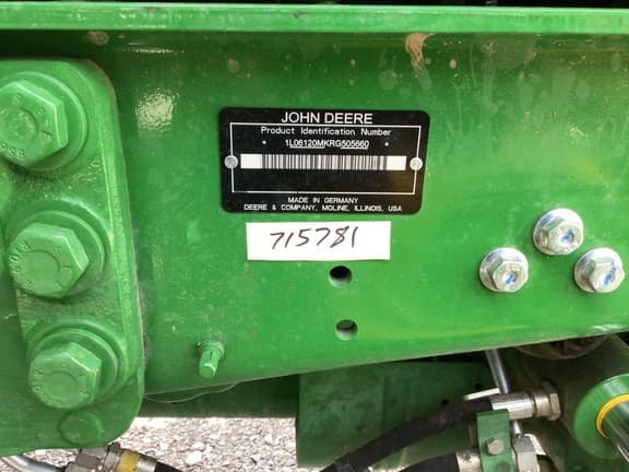 Image of John Deere 6120M equipment image 1