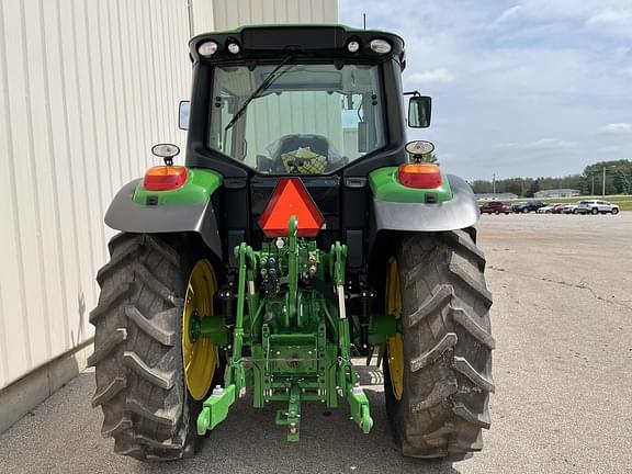 Image of John Deere 6120M equipment image 3