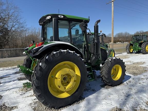 Image of John Deere 6120M equipment image 3