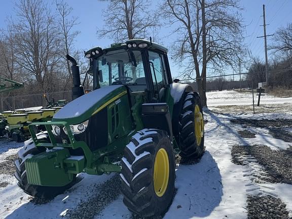 Image of John Deere 6120M equipment image 4
