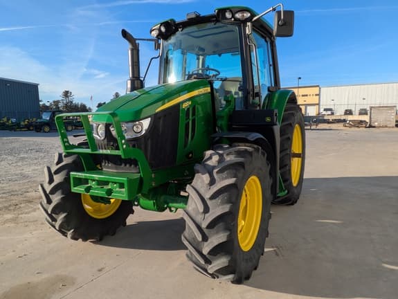 Image of John Deere 6120M equipment image 1