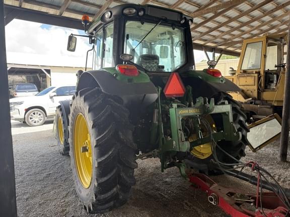 Image of John Deere 6120M equipment image 3