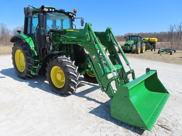 Image of John Deere 6120M equipment image 3