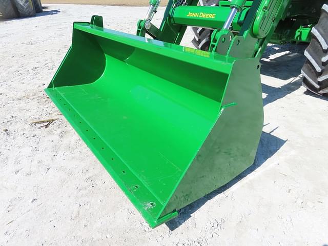 Image of John Deere 6120M equipment image 3