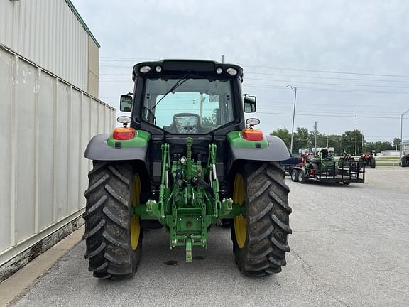 Image of John Deere 6120M equipment image 3