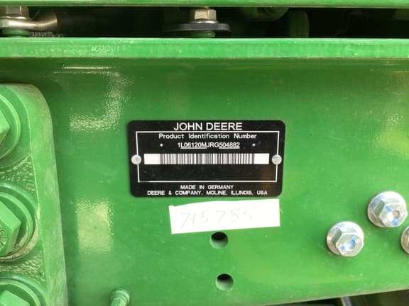 Image of John Deere 6120M equipment image 1