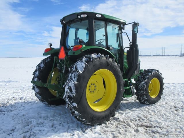 Image of John Deere 6120M equipment image 4