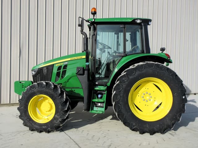 Image of John Deere 6120M equipment image 2