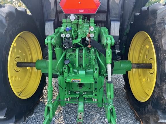 Image of John Deere 6120M equipment image 1