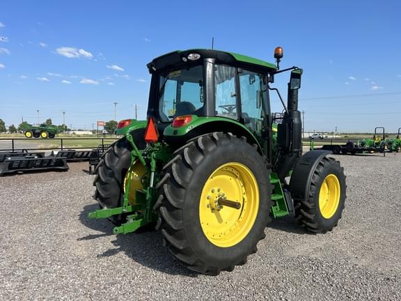 Image of John Deere 6120M equipment image 4