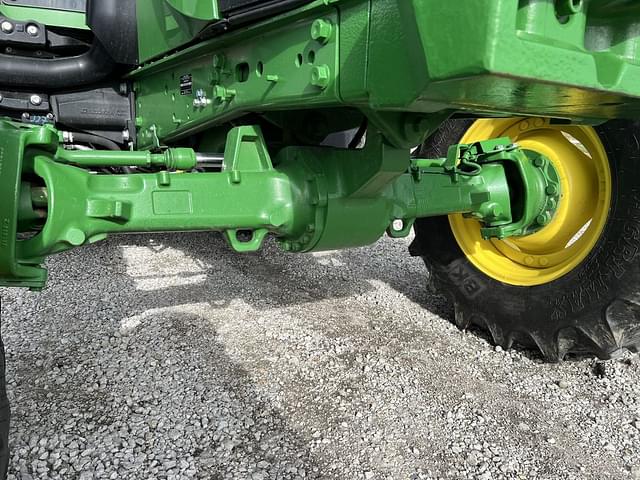 Image of John Deere 6120M equipment image 4