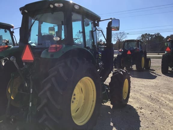Image of John Deere 6120M equipment image 1