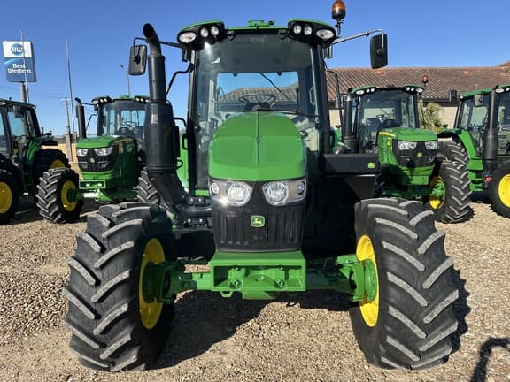 Image of John Deere 6120M equipment image 1